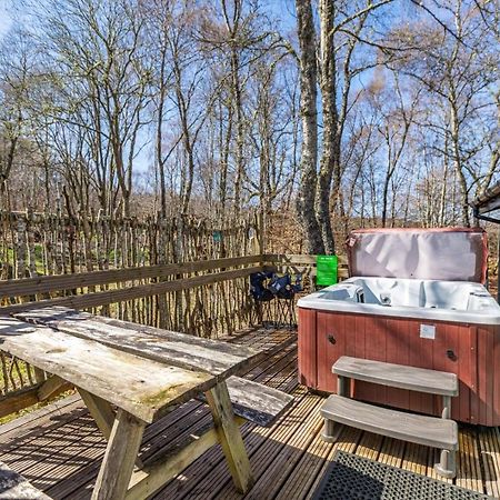 Fern Lodge 2 With Hot Tub Belladrum 外观 照片